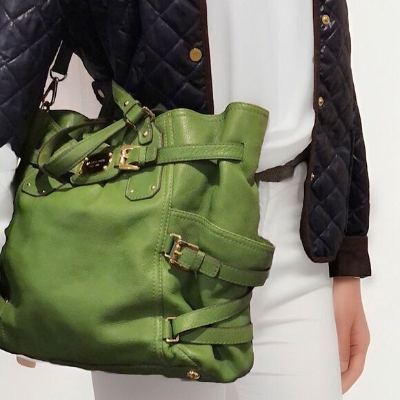 MICHAEL KORS Gansevoort Green Leather Crossbody Handbag Tote W Gold Accents - Picture 2 of 16